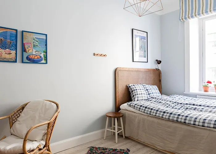 Lugn Design Laegenhet, I Heta Sofo, Soedermalm