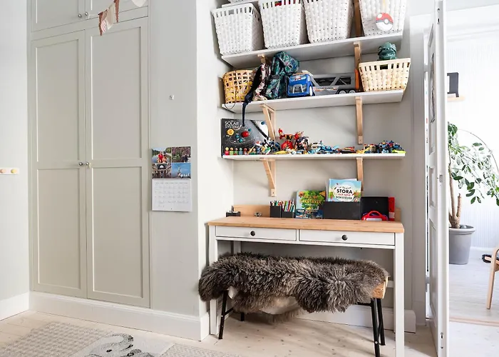 Lugn Design Laegenhet, I Heta Sofo, Soedermalm