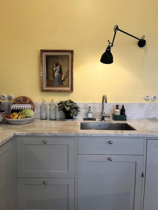 Apartment Lugn Design Laegenhet, I Heta Sofo, Soedermalm
