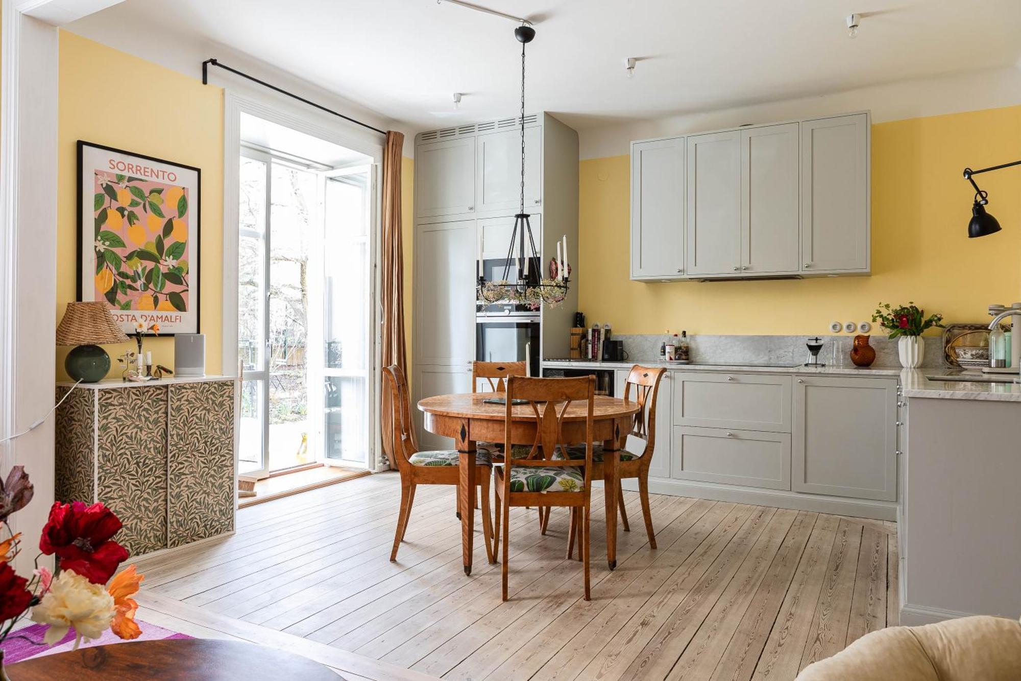 Lugn Design Laegenhet, I Heta Sofo, Soedermalm